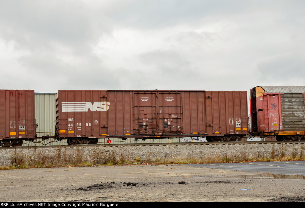 NS Box Car